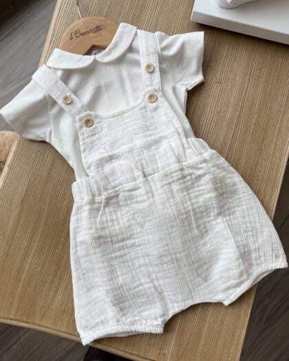 Salopette con t-shirt orsetti, mongolfiera e coniglietti 3G648/00